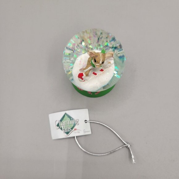 Charming Tails Snow Globe Glitter Green Figurine Snowboarding Mouse - Picture 7 of 9